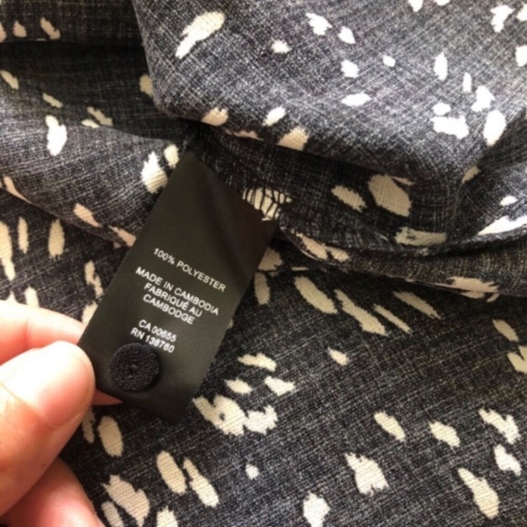 RW&CO. Black and White Flutter Sleeve Midi Sundress - Picture 8 of 9